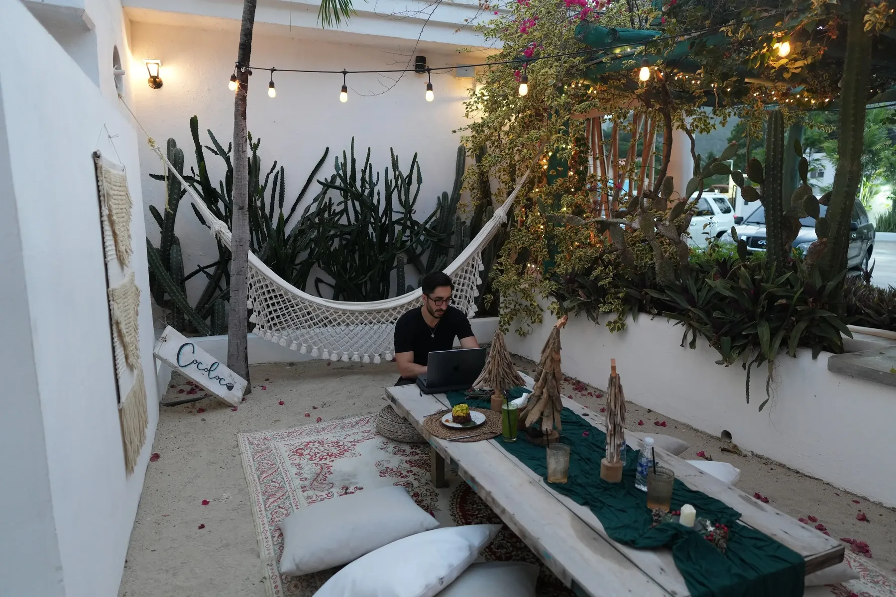 Working from the beach in Cancun